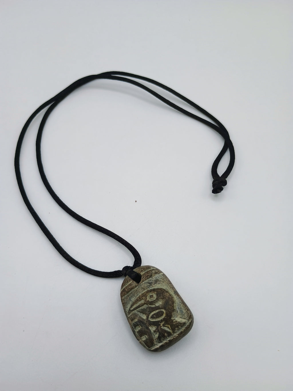 Unisex Adjustable Hand-Carved Stone Bird Pendant Necklace