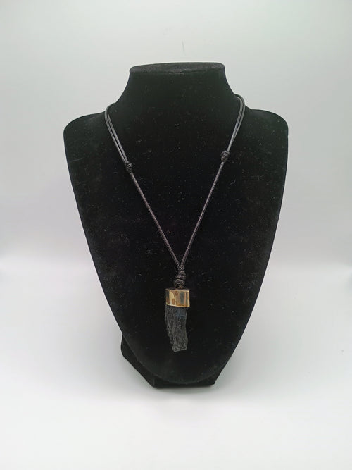 Black Tourmaline Pendant Necklace, Protective Stone, Peruvian Handicraft