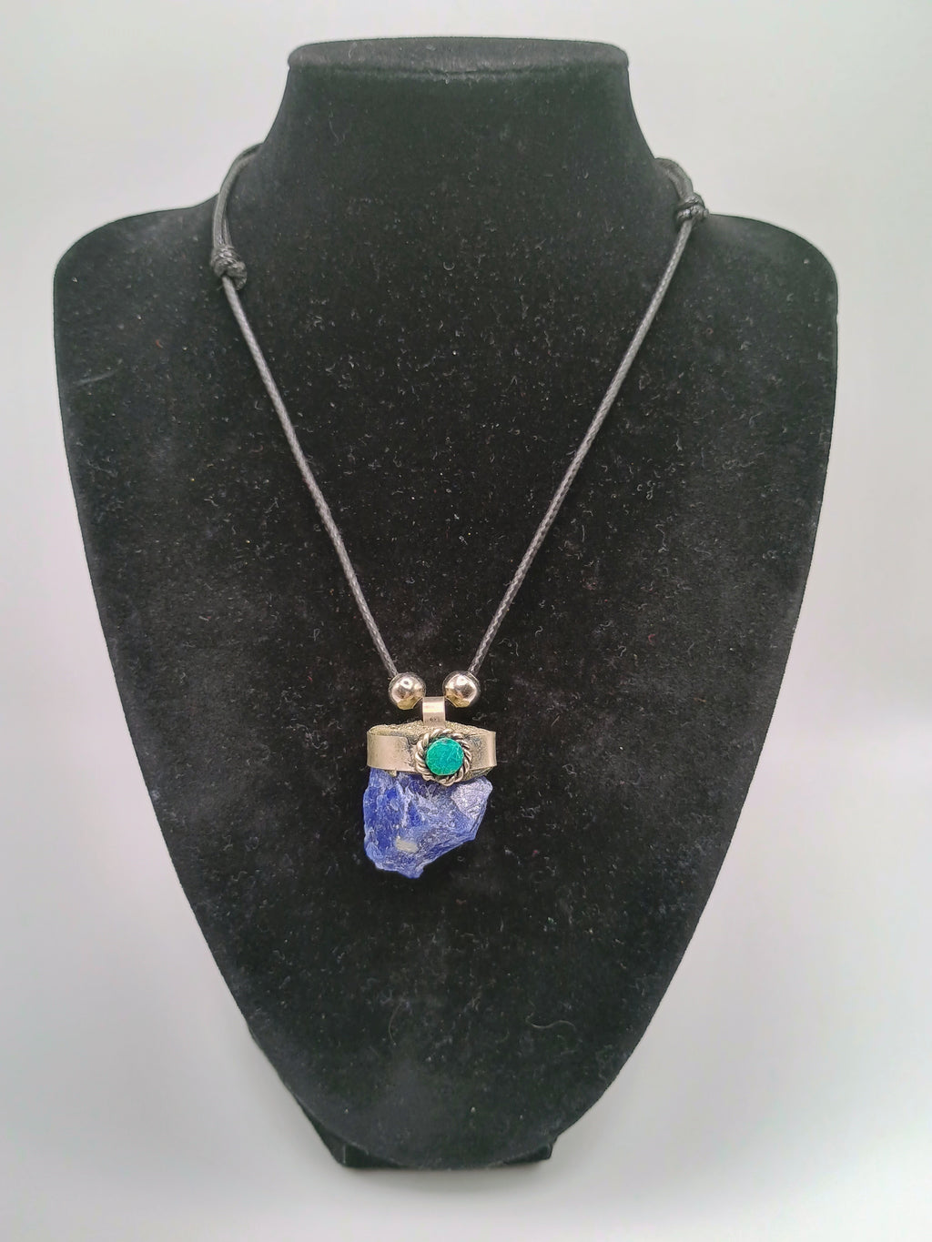 Handmade Natural Sodalite Necklace, Blue Stone, Adjustable Cord