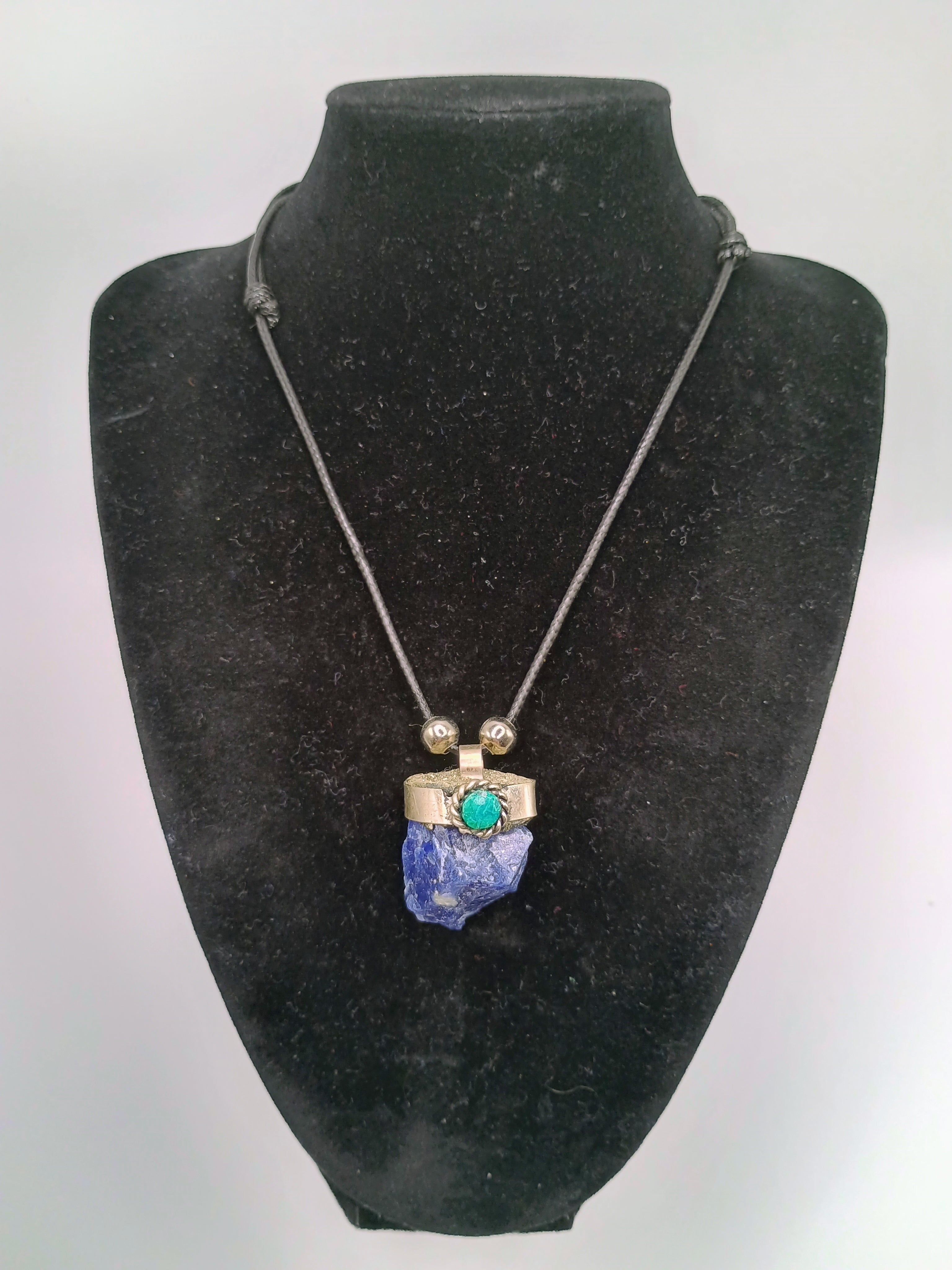 Handmade Natural Sodalite Necklace, Blue Stone, Adjustable Cord