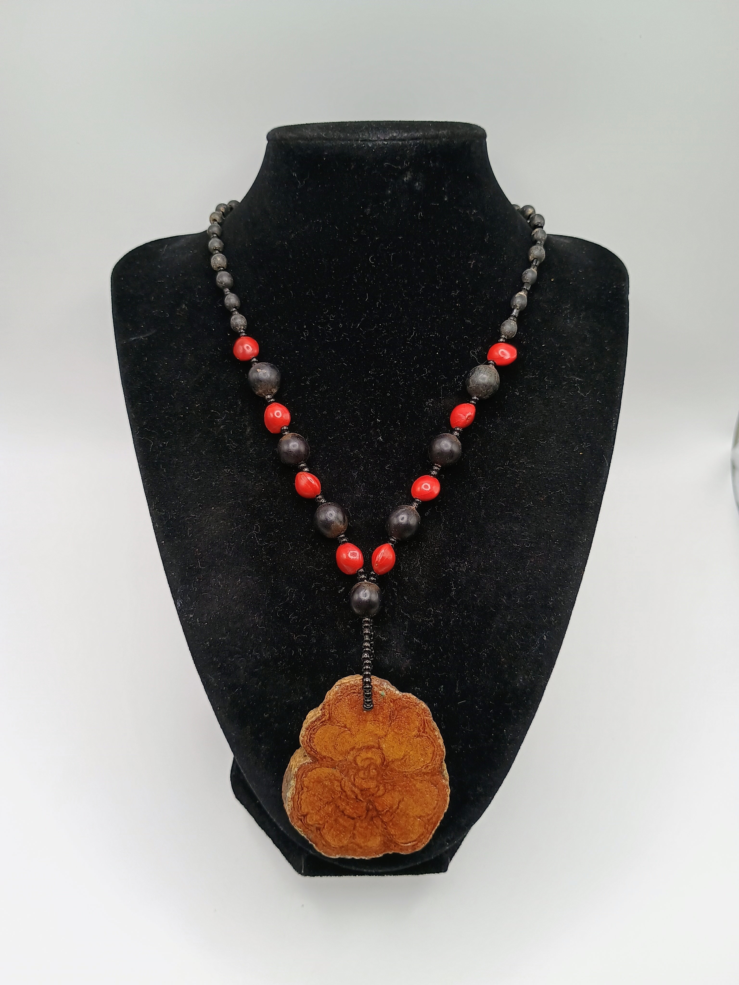 Ayahuasca Flower Necklace with Huayruro Seeds - Handmade Spiritual Protection