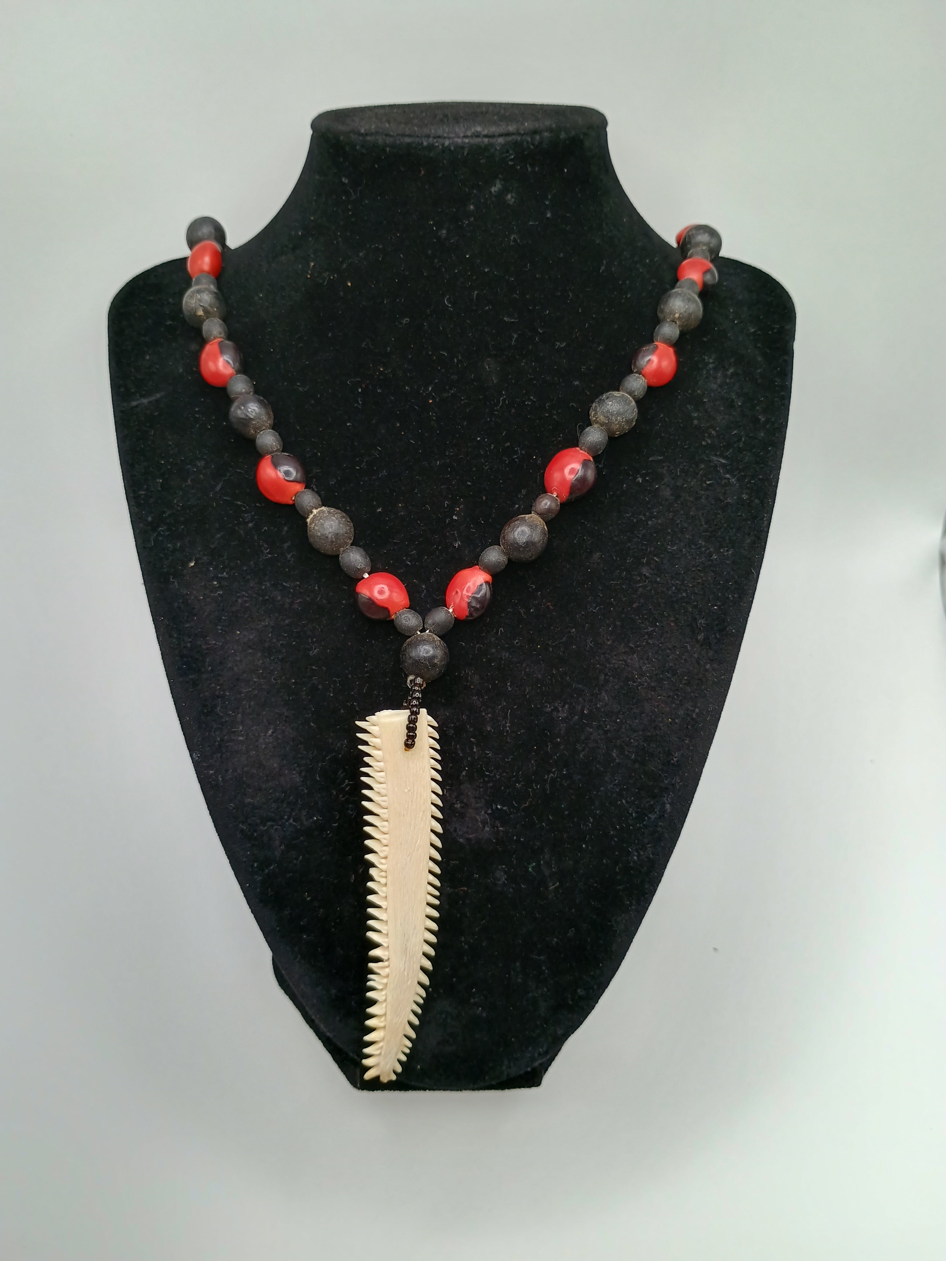 Handmade Necklace with Huayruro Seeds for Protection and Good Luck