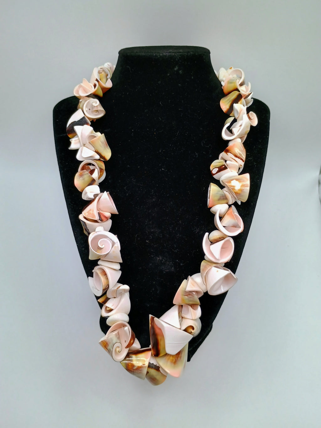 Handmade Natural Mother of Pearl Necklace