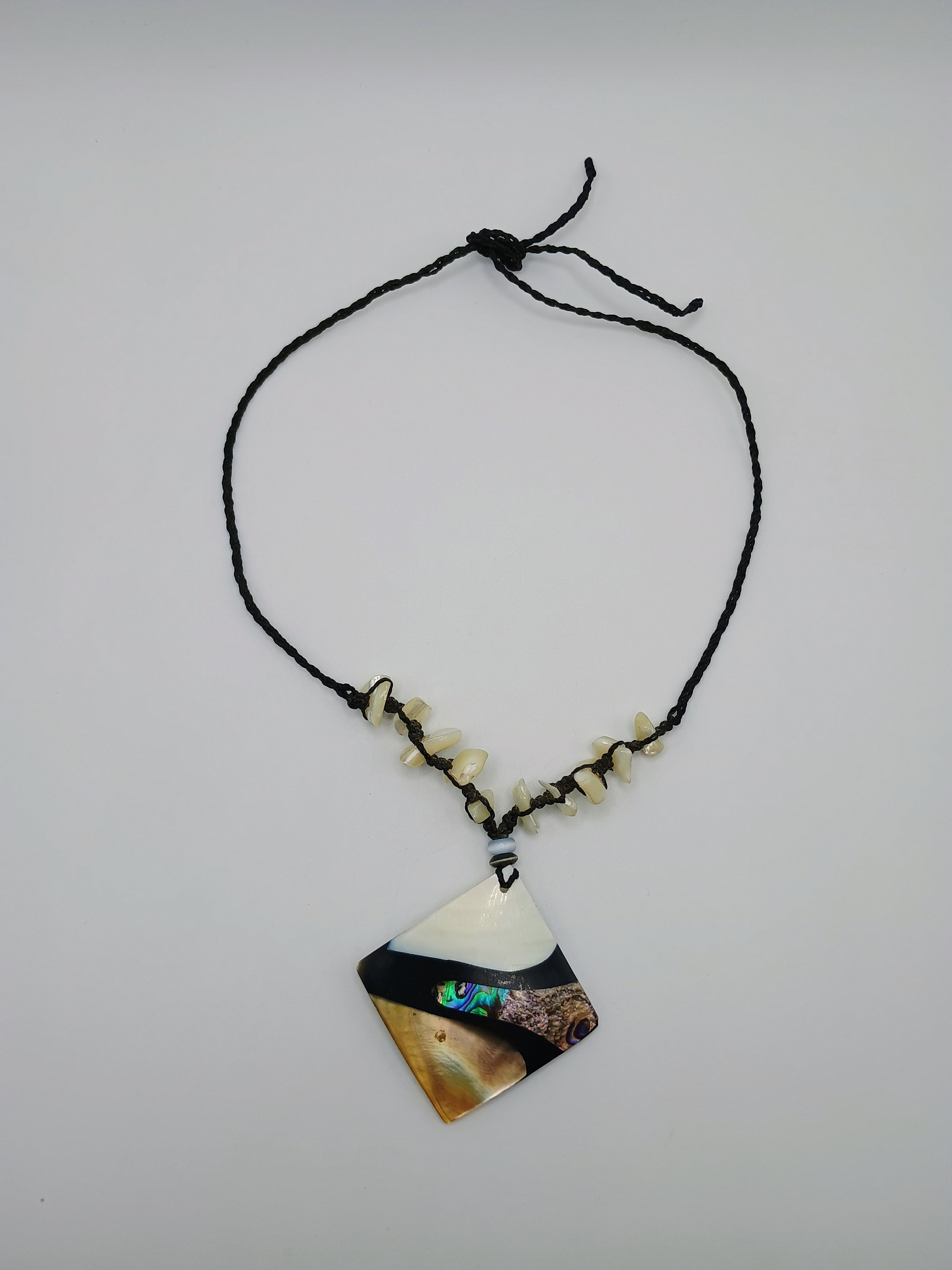 Handmade Macrame Mother-of-Pearl Necklace, Geometric Mother-of-Pearl Shell Pendant