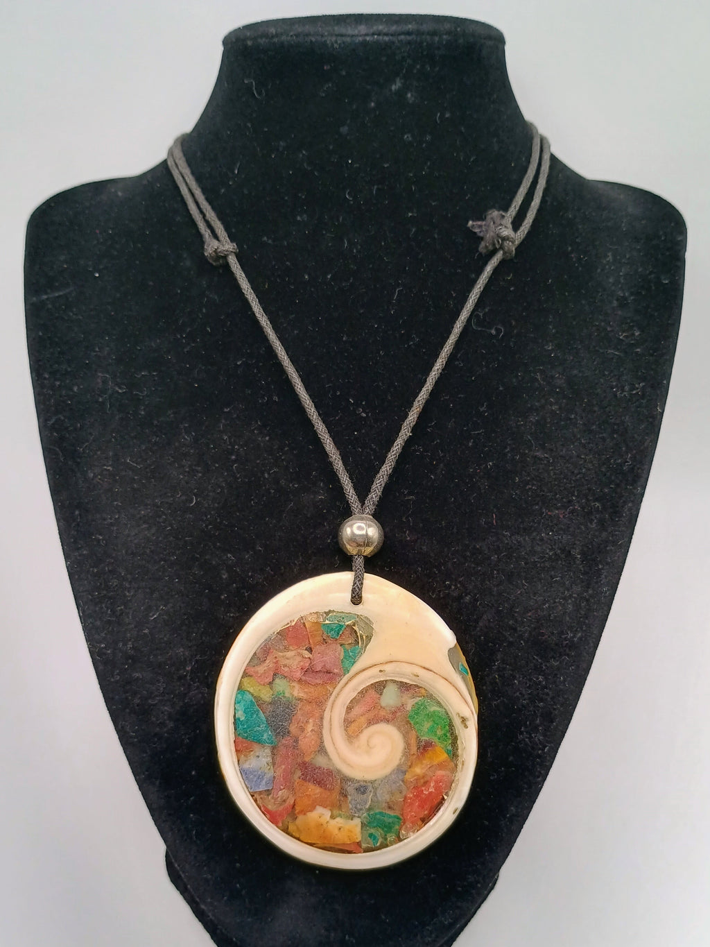Handmade Mother-of-Pearl Necklace, Spiral Mosaic, Natural Stones, Mother-of-Pearl Shell