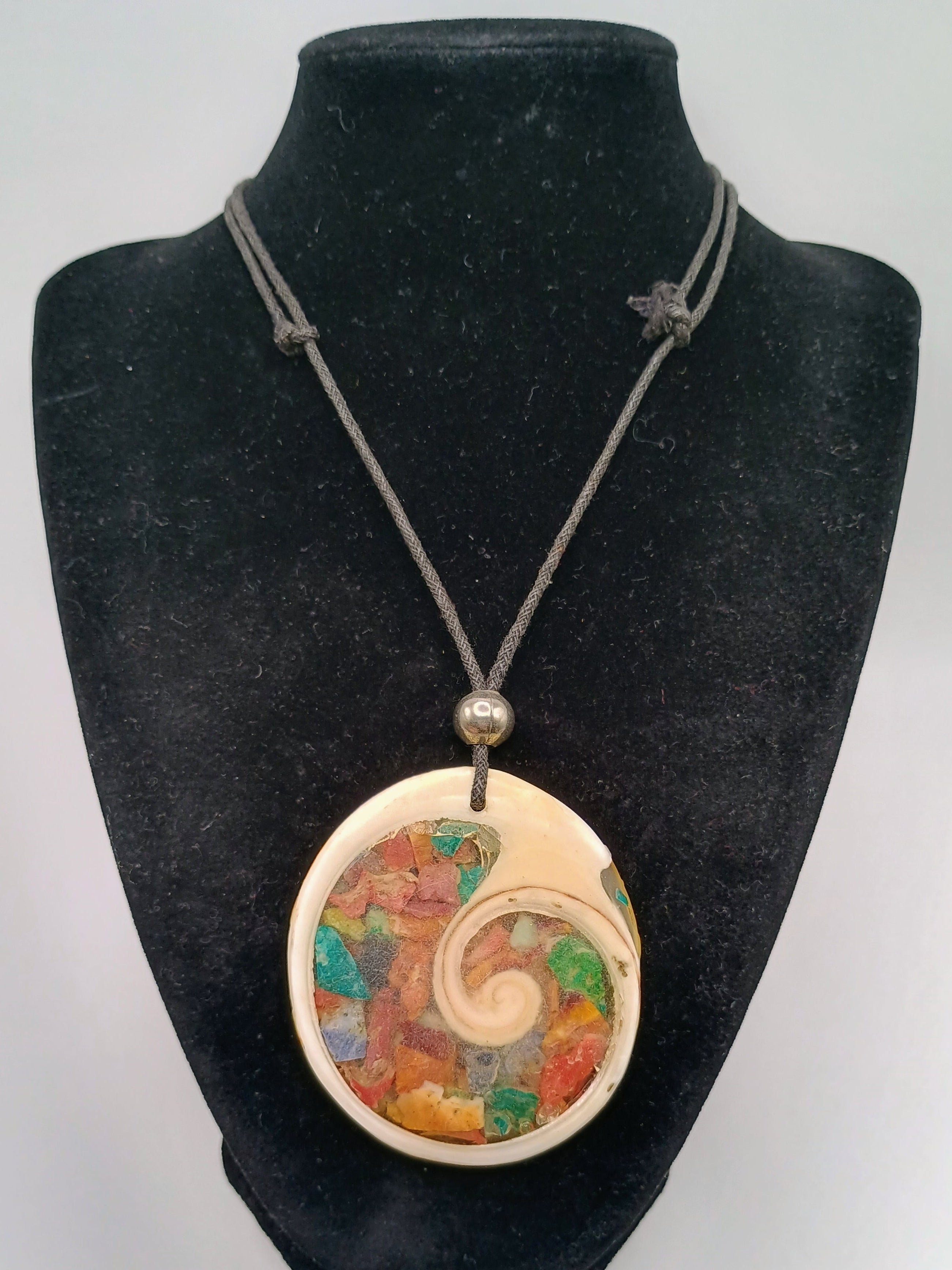 Handmade Mother-of-Pearl Necklace, Spiral Mosaic, Natural Stones, Mother-of-Pearl Shell