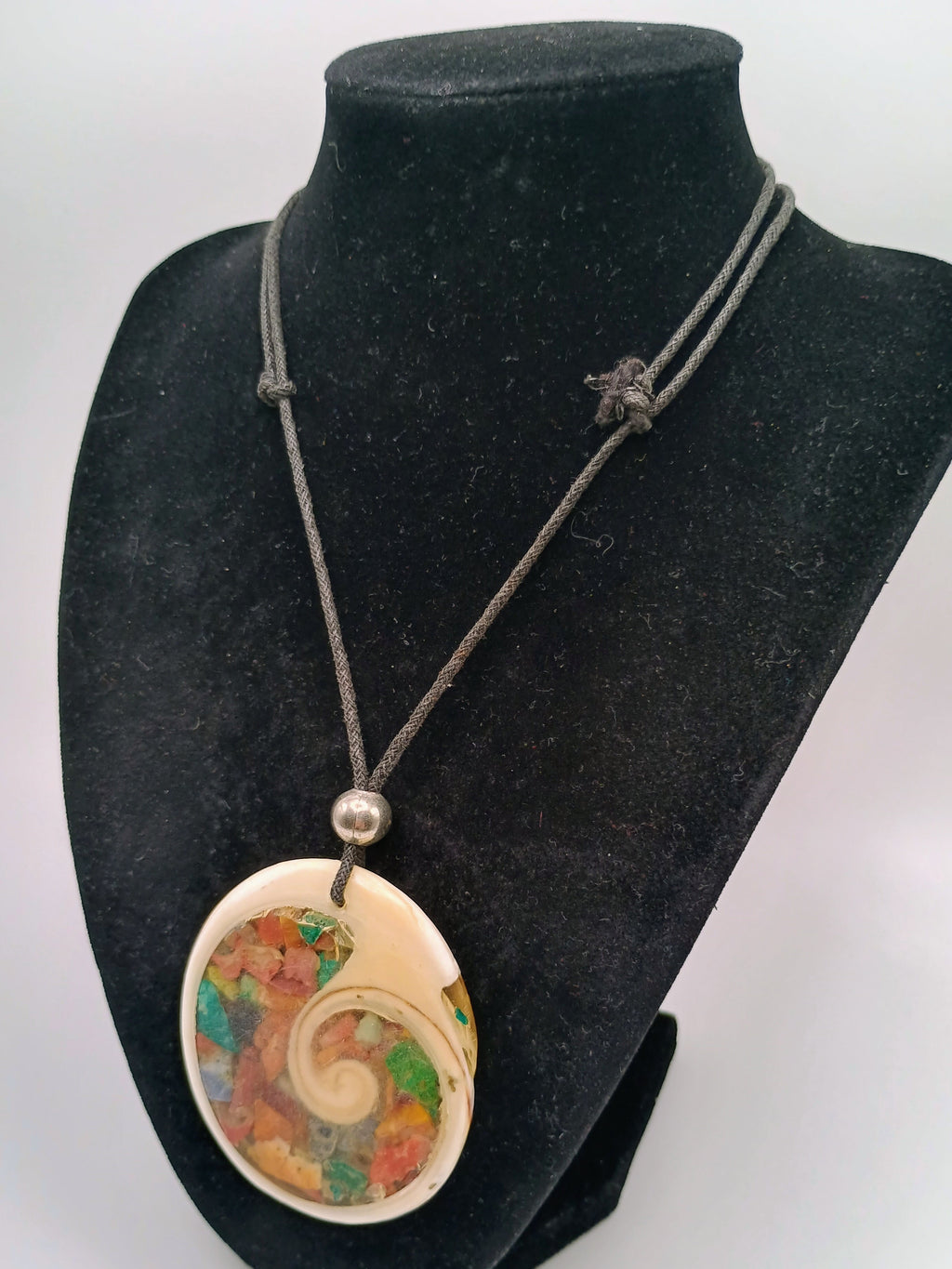 Handmade Mother-of-Pearl Necklace, Spiral Mosaic, Natural Stones, Mother-of-Pearl Shell