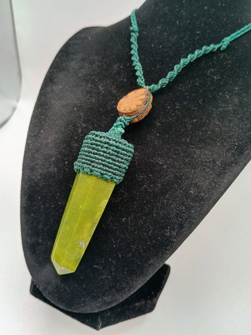 Handmade Macrame Serpentine Necklace with Natural Stone Pendant