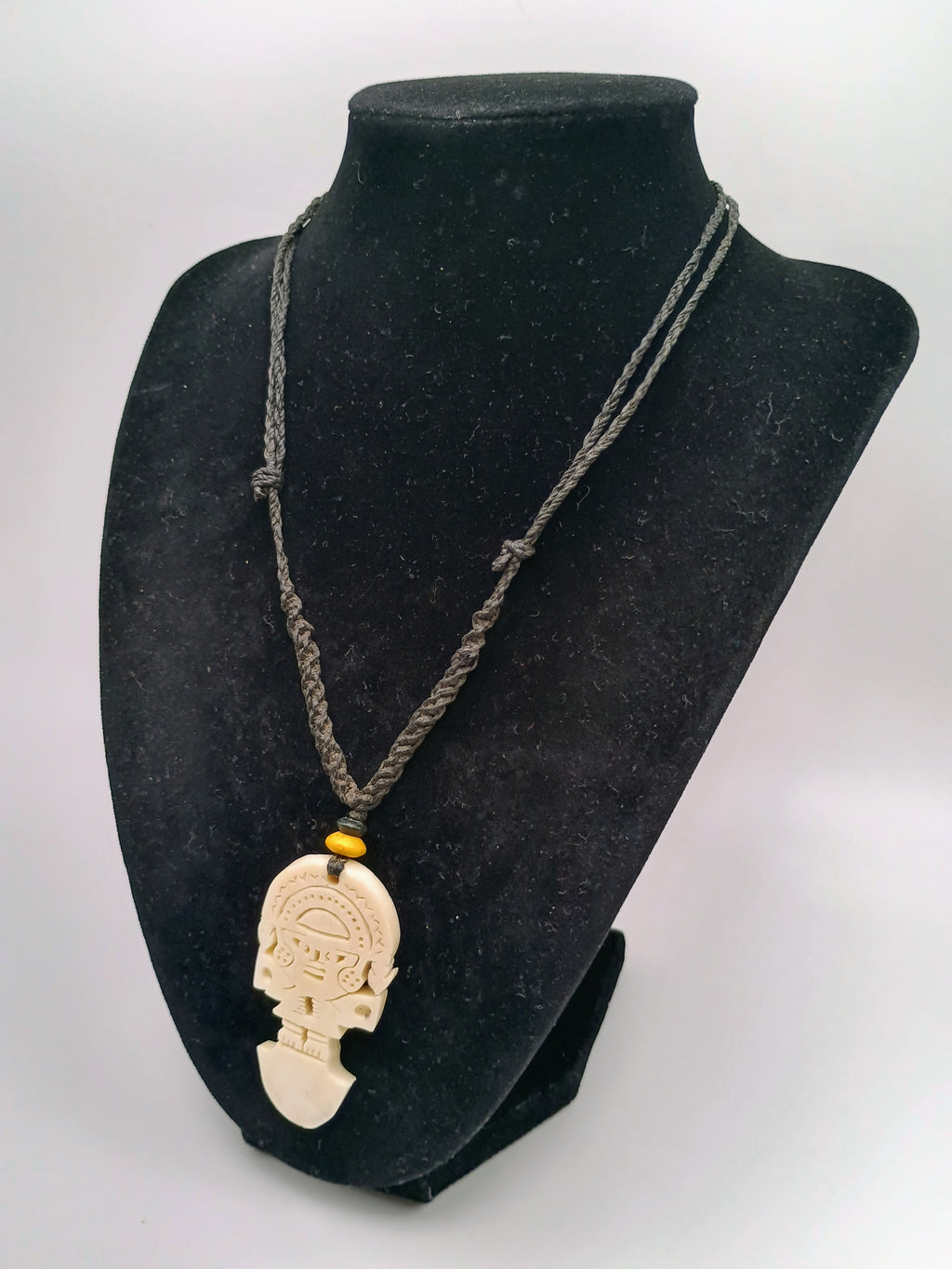 Hand-carved Macrame Tumi Necklace, Protection Amulet, Chavín Culture