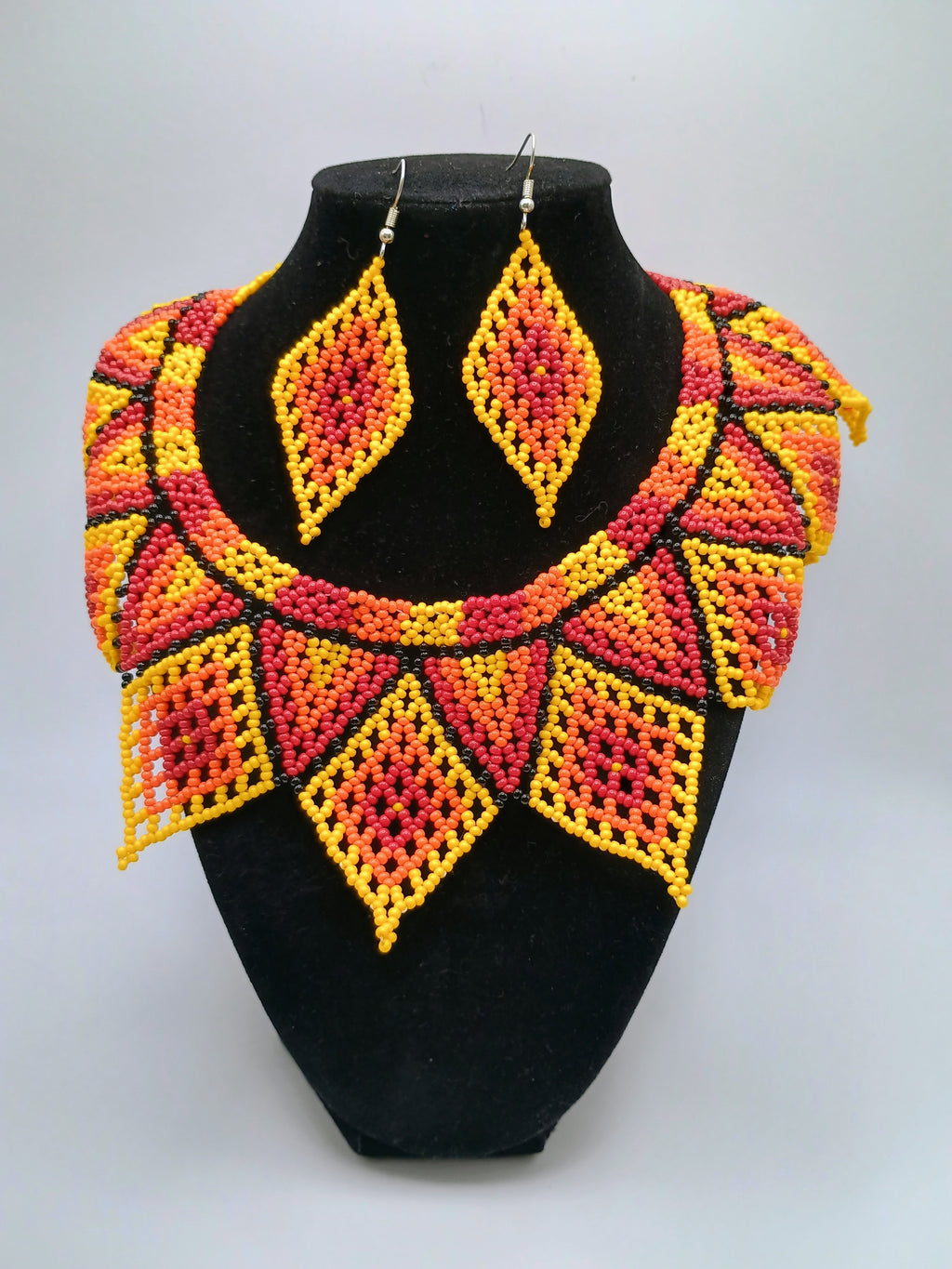 Set Necklace Earrings Hand-woven Beads Geometric Design Sun Fire