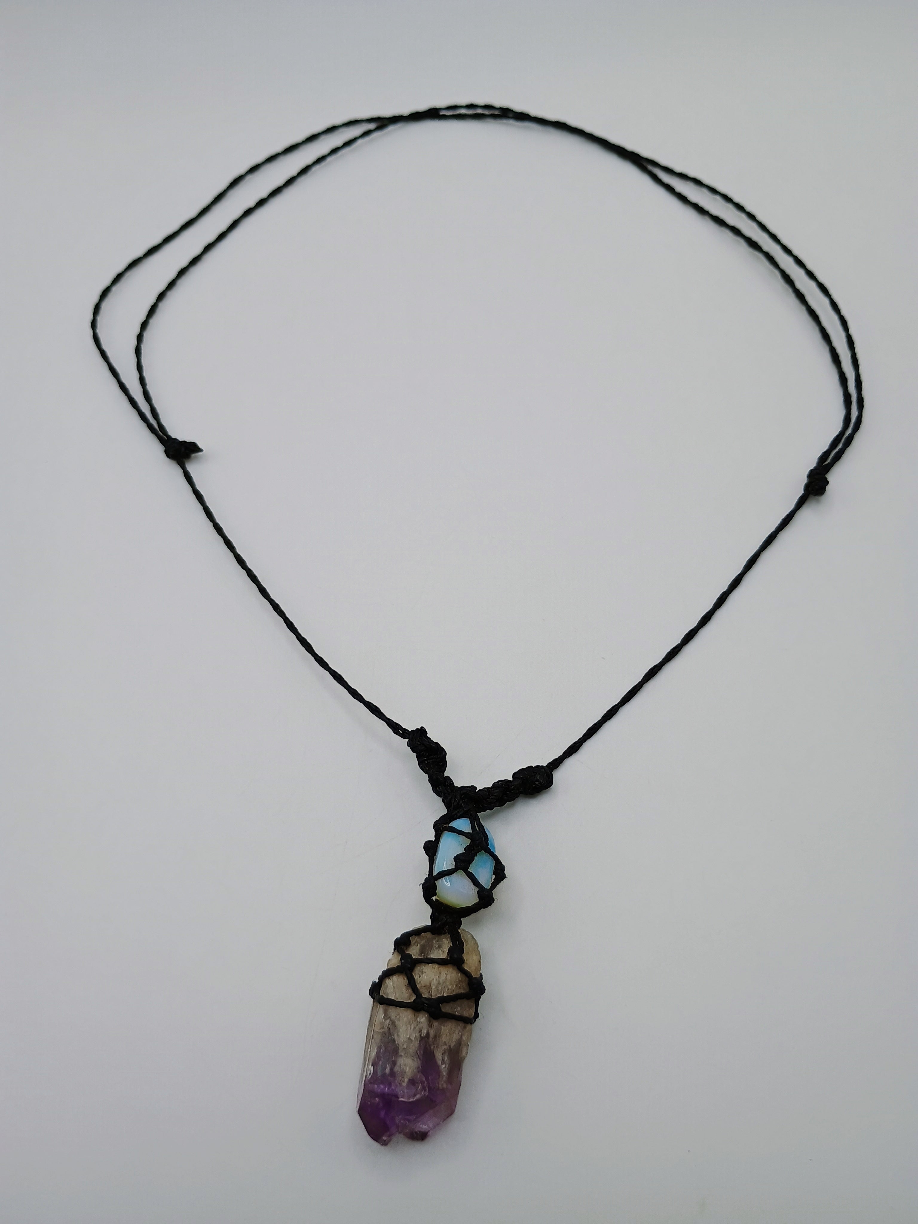 Handmade Macrame Necklace with Moonstone Quartz, Peruvian Craftsmanship