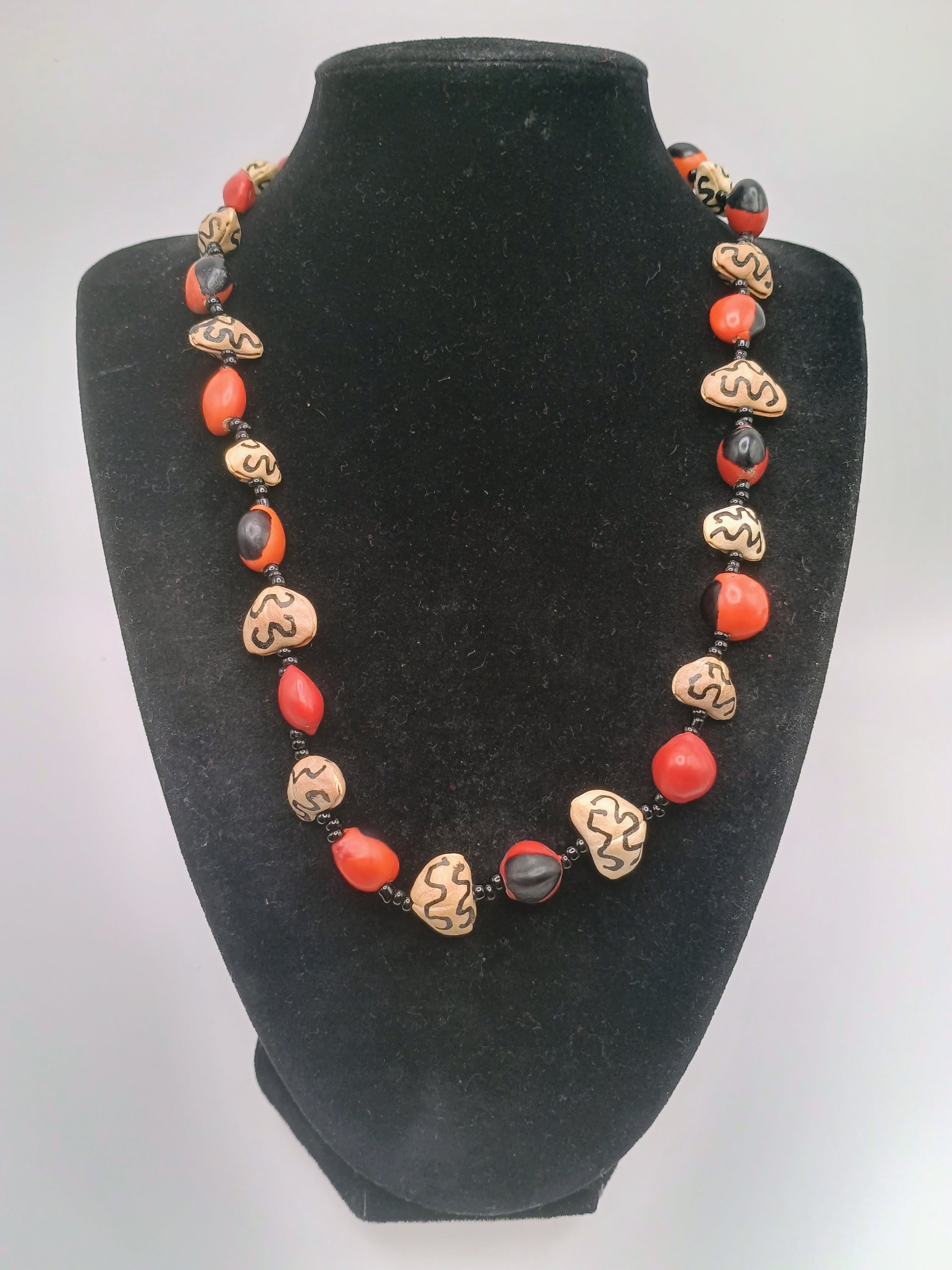 Handmade Natural Huayruro Seed Necklace, Macrame Artisan, Protection, Good Luck