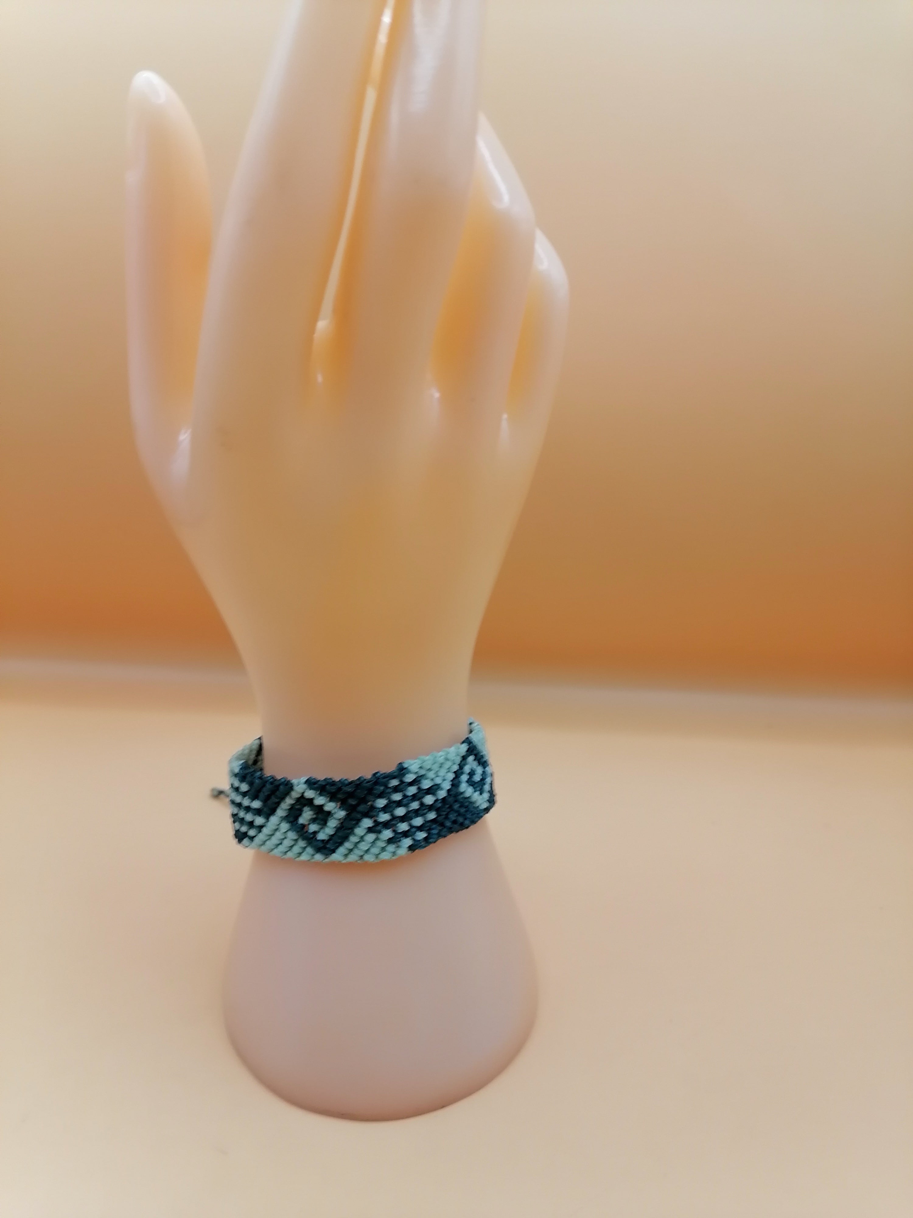 Unisex Woven Macrame Bracelet with Geometric Labyrinth Design