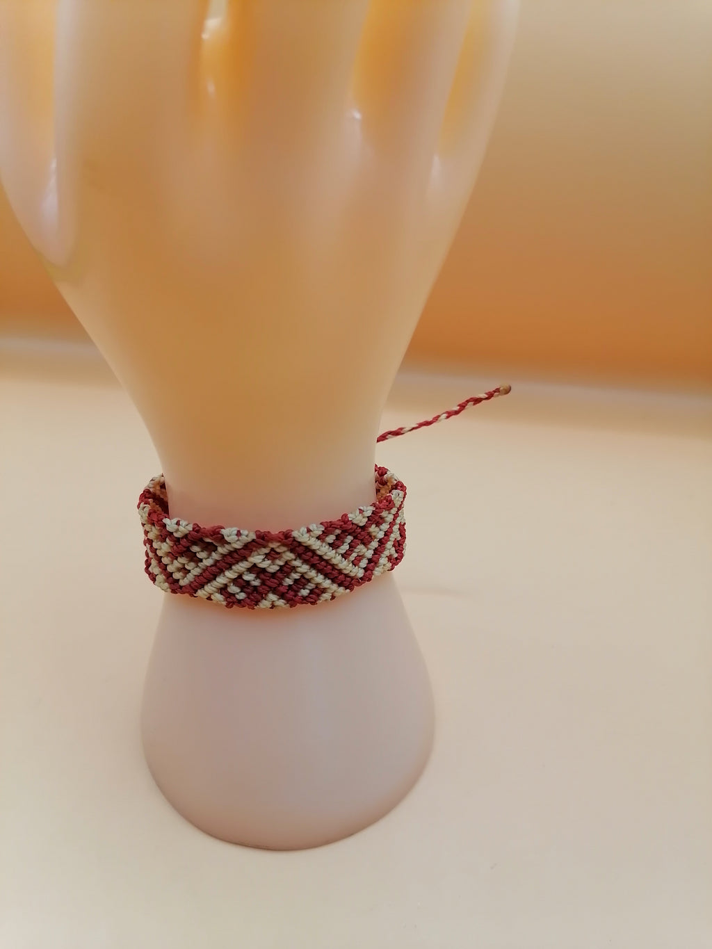 Hand-woven Macrame Bracelet Design Labyrinth Bracelet