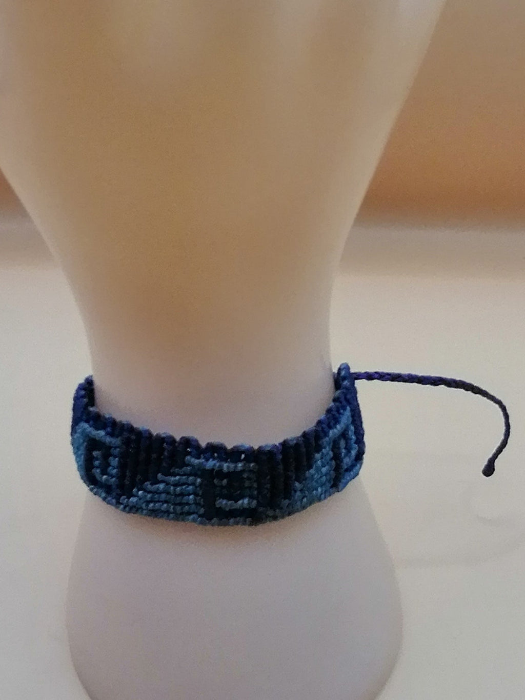 Handwoven Macrame Bracelet with Labyrinth Design - Peruvian Craft