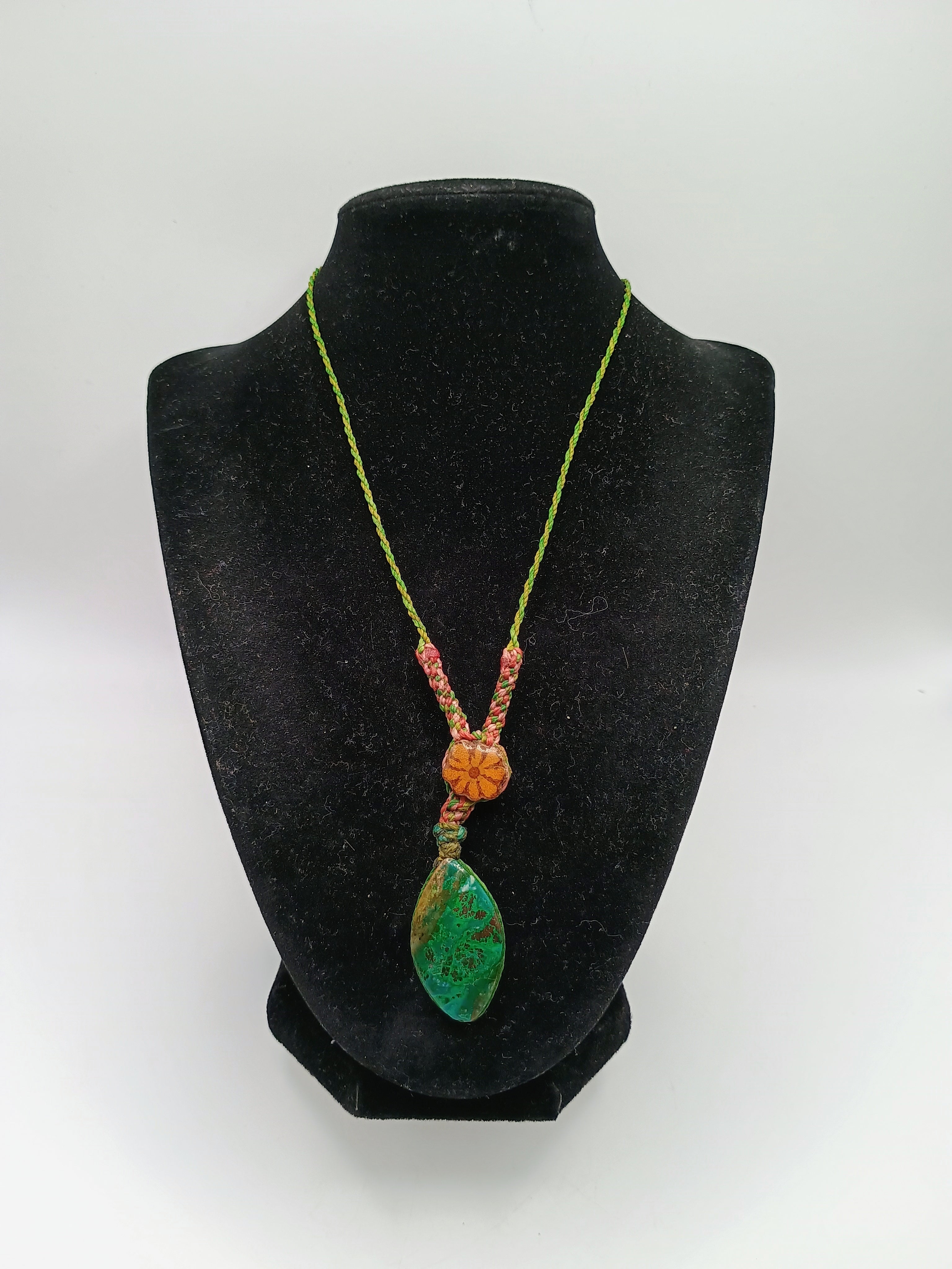 Macrame Necklace with Natural Serpentine Stone and Ayahuasca Flower.
