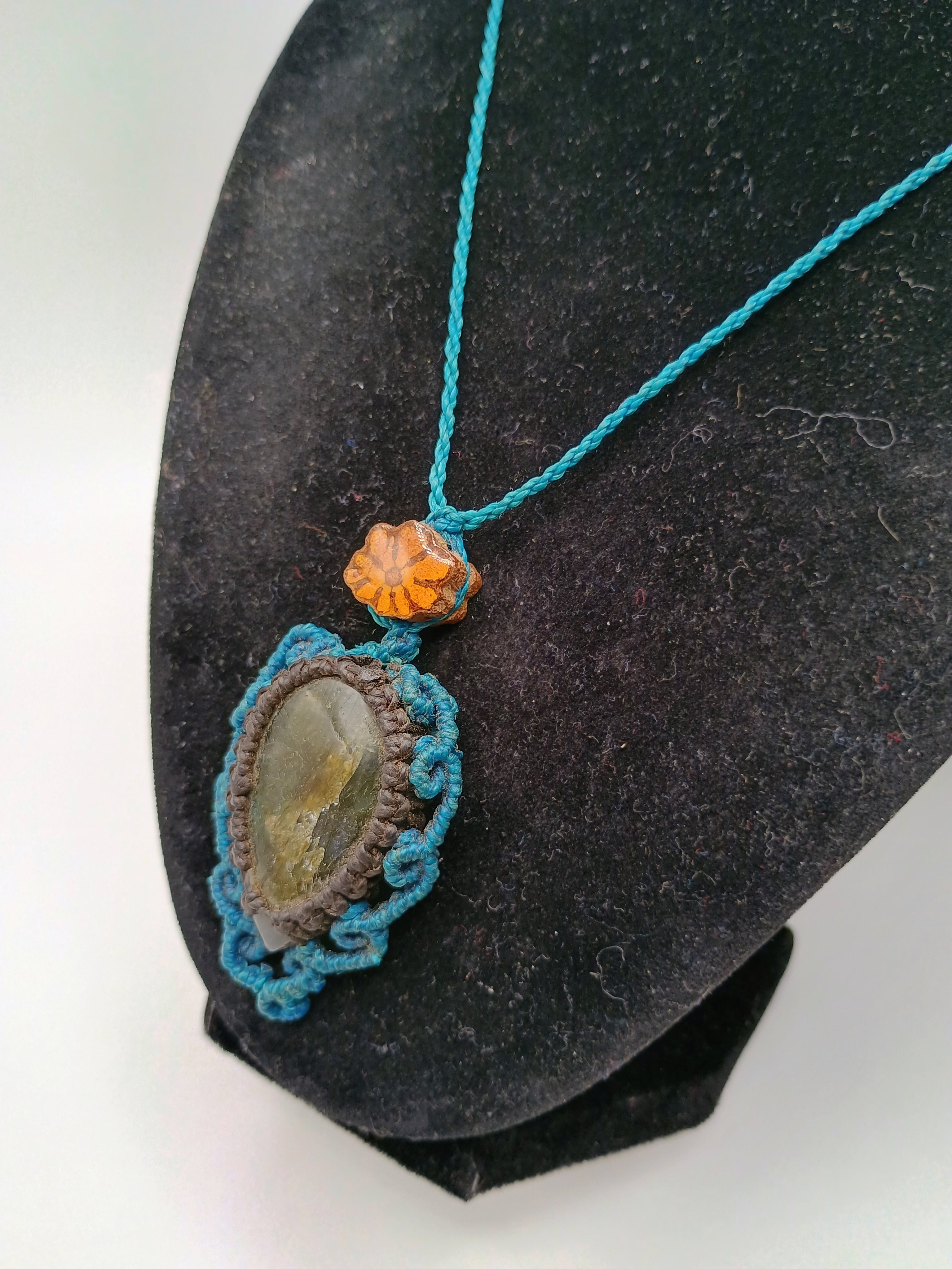 Macrame Necklace with Natural Stone and Positive Energy