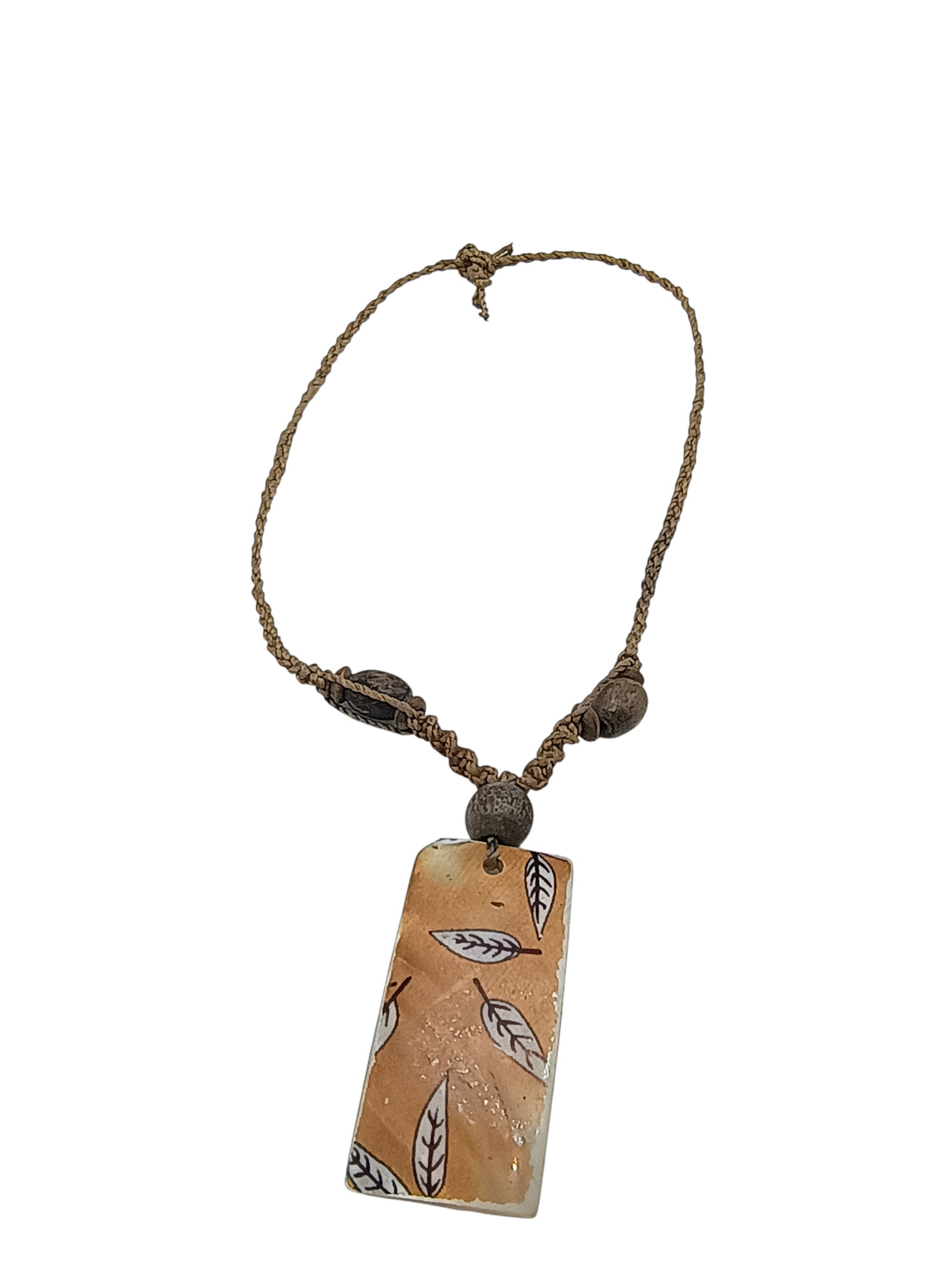 Handmade Mother-of-Pearl Pendant Macrame Necklace